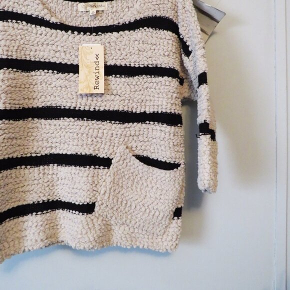 🎄NWT Rewind Chunky Knit Cropped Sweater Size Medium - Picture 3 of 6